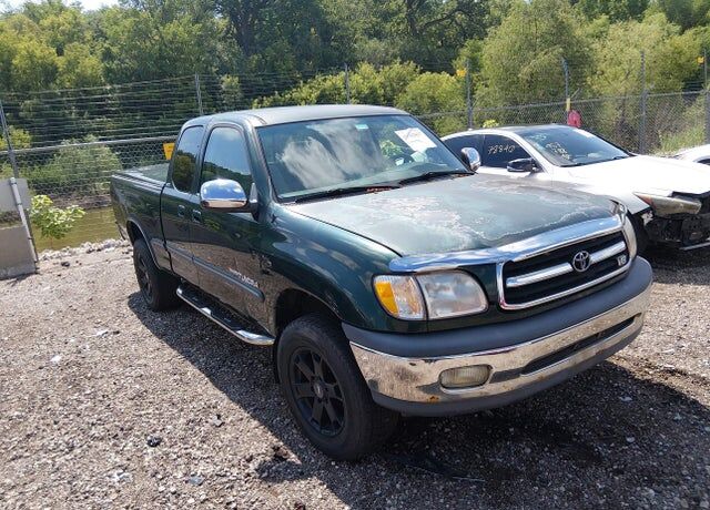 2001 TOYOTA Tundra