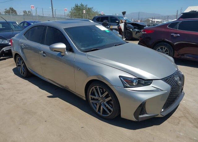 2017 LEXUS IS