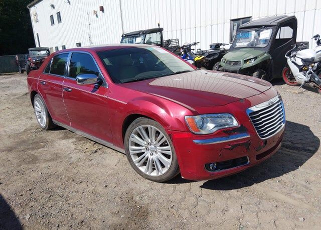 2011 CHRYSLER 300C