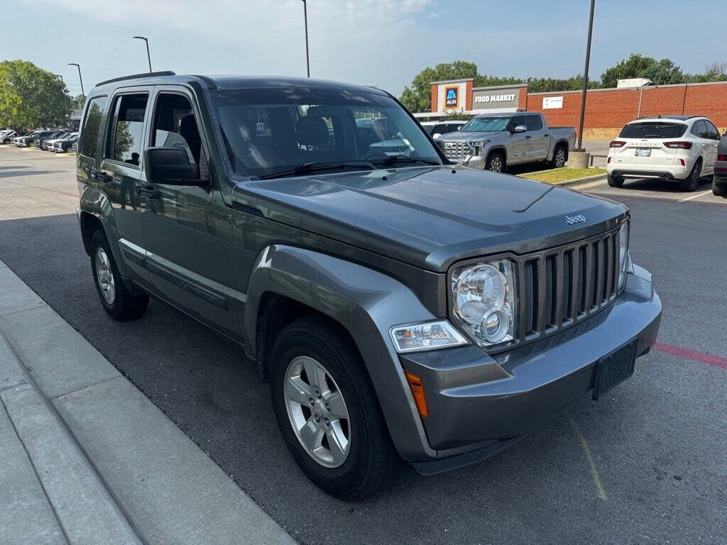 2012 JEEP Liberty