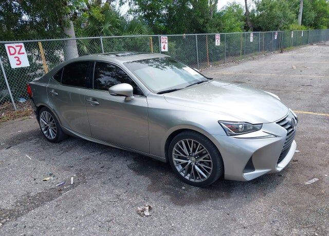 2017 LEXUS IS