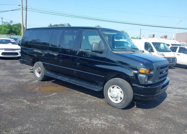 2008 FORD E-350