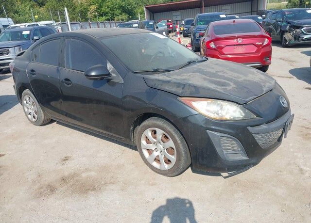 2011 MAZDA Mazda3