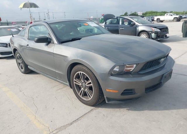 2011 FORD Mustang