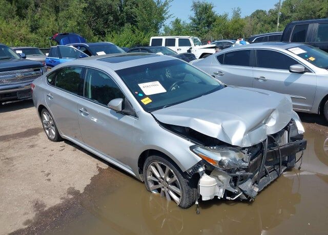 2014 TOYOTA Avalon