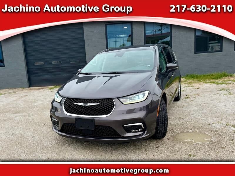 2023 CHRYSLER Pacifica