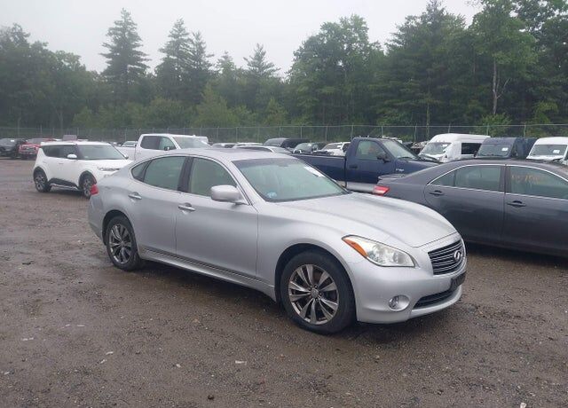 2012 INFINITI M37