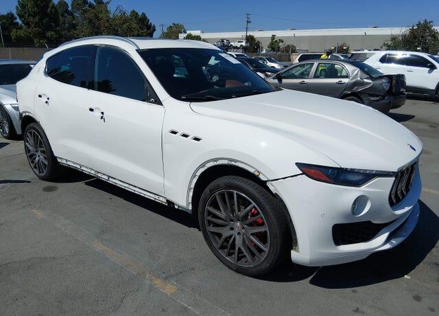 2017 MASERATI Levante