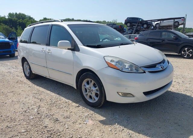 2006 TOYOTA Sienna