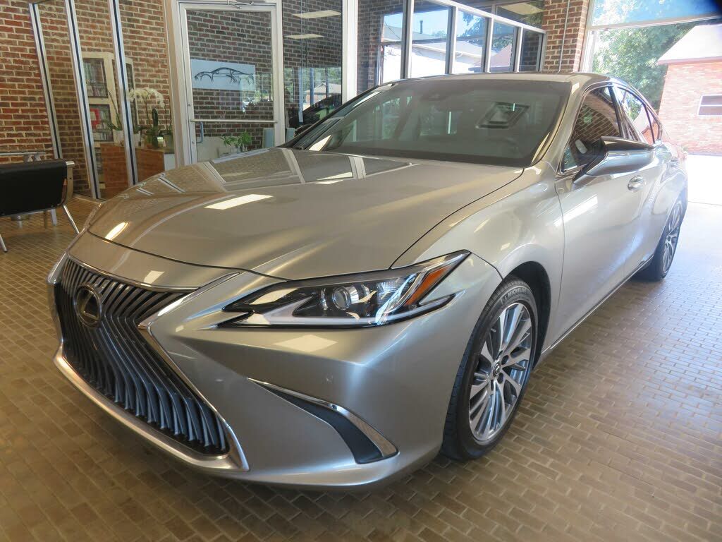 2021 LEXUS ES