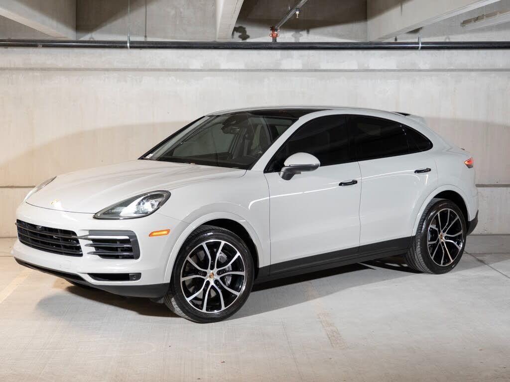 2023 PORSCHE Cayenne