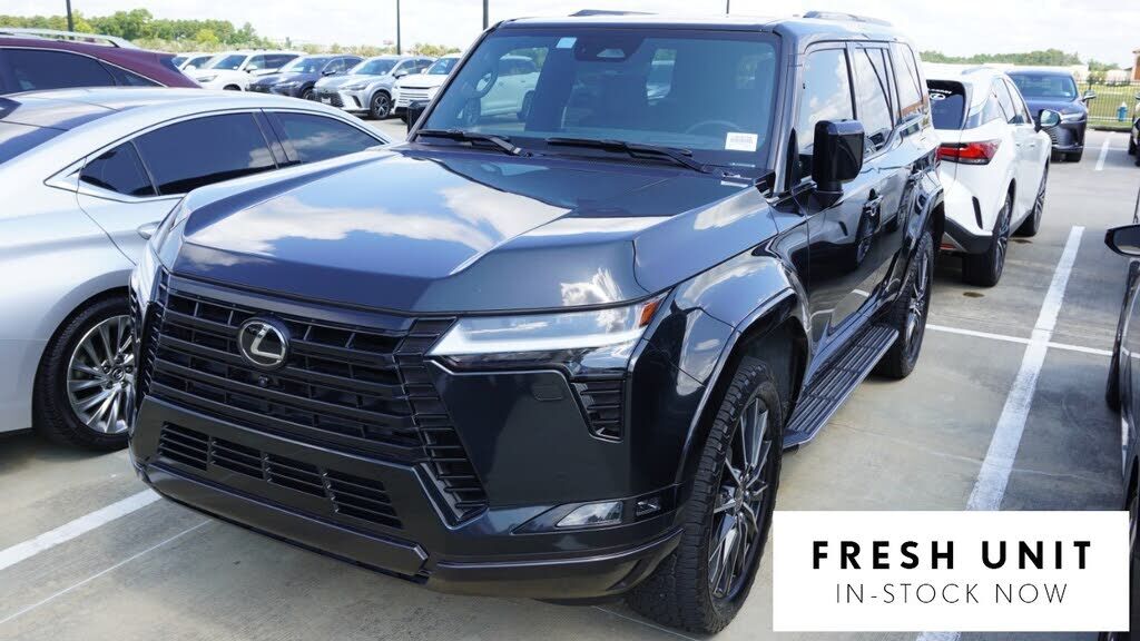 2024 LEXUS GX