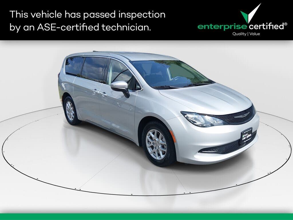 2023 CHRYSLER Voyager