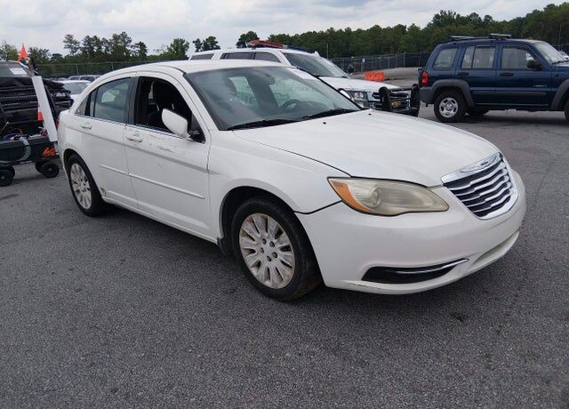 2011 CHRYSLER 200
