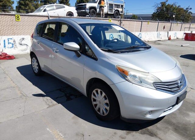2016 NISSAN Versa