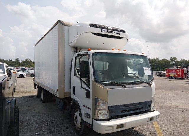 2016 ISUZU NPR-HD