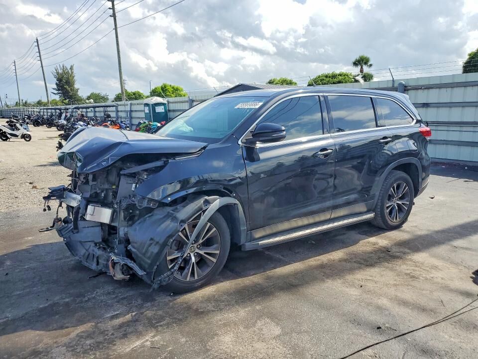 2019 TOYOTA Highlander