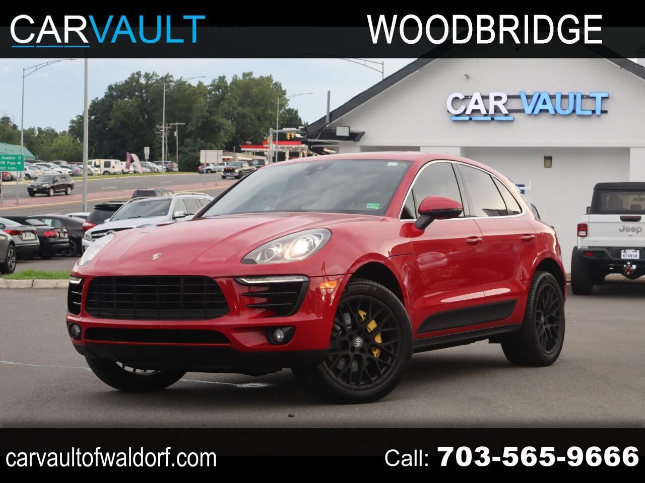 2017 PORSCHE Macan