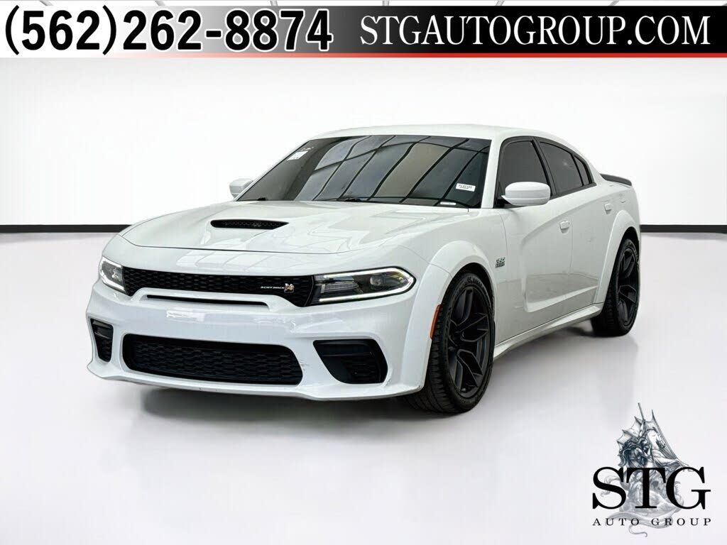 2021 DODGE Charger