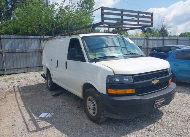 2023 CHEVROLET Express