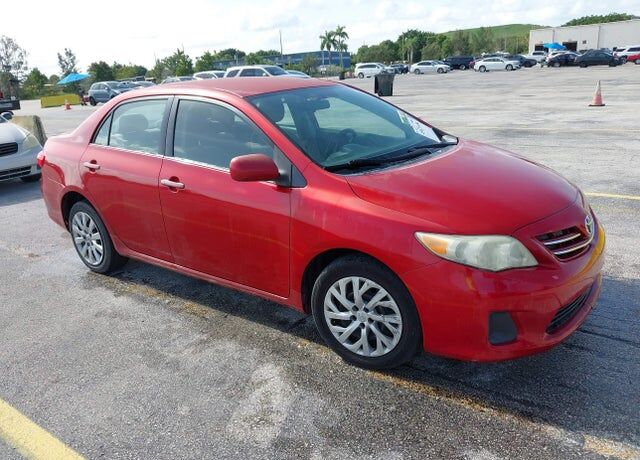 2013 TOYOTA Corolla