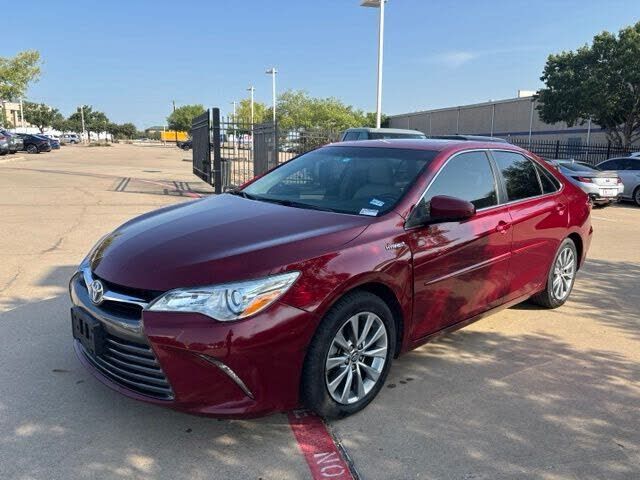 2016 TOYOTA Camry