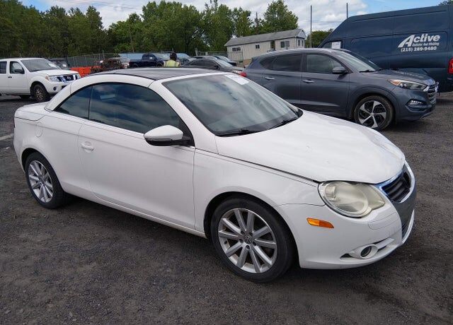 2011 VOLKSWAGEN Eos