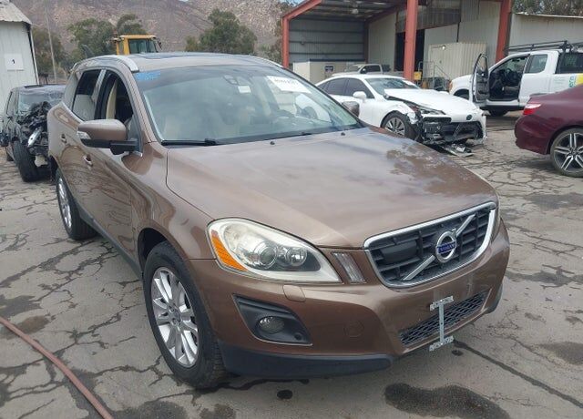 2010 VOLVO XC60