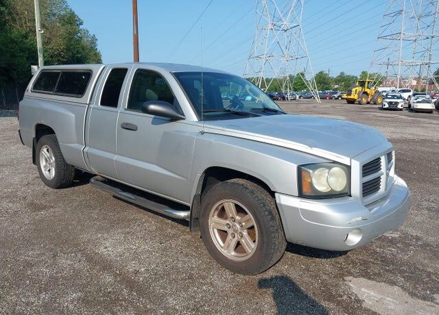 2007 DODGE Dakota