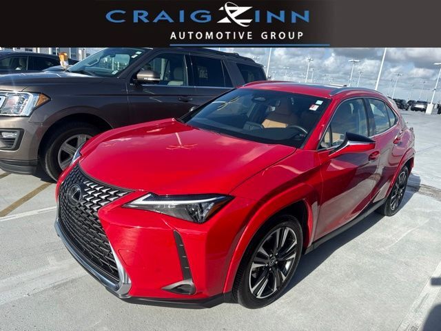 2025 LEXUS UX