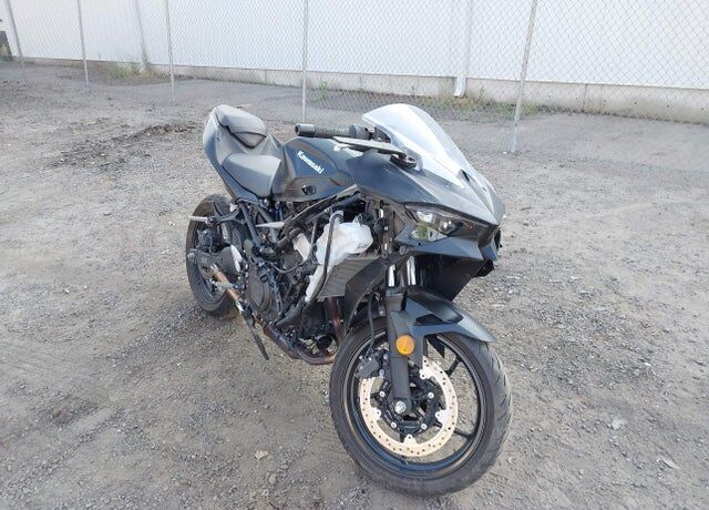 2026 KAWASAKI Ninja