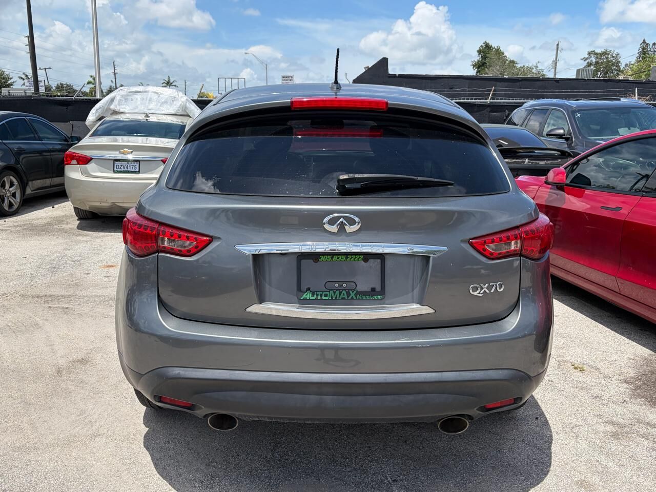 2016 INFINITI QX70
