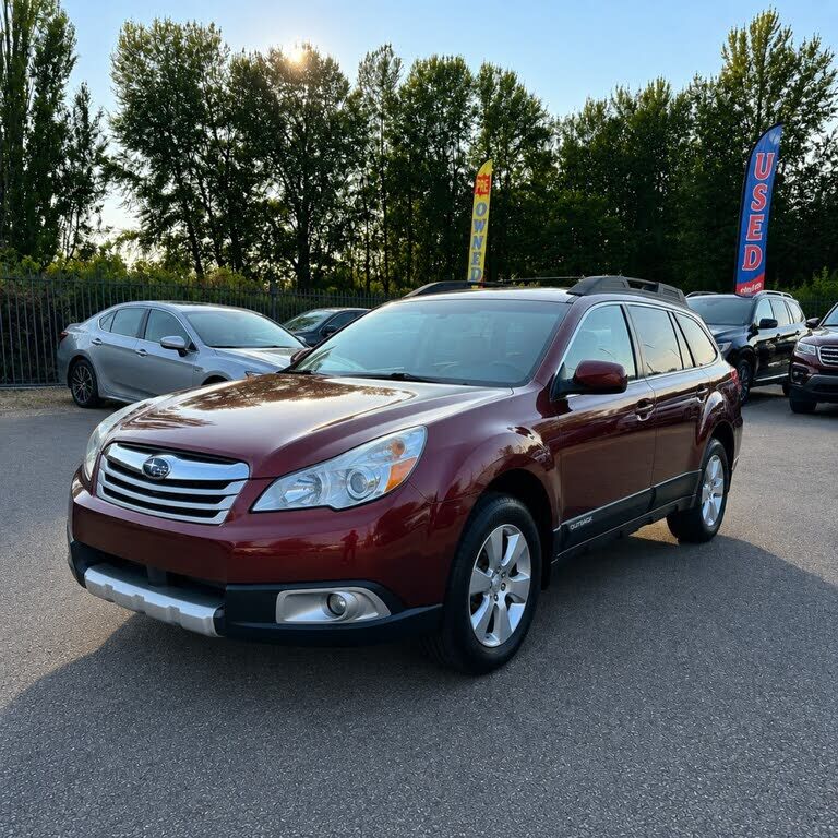 2011 SUBARU Outback