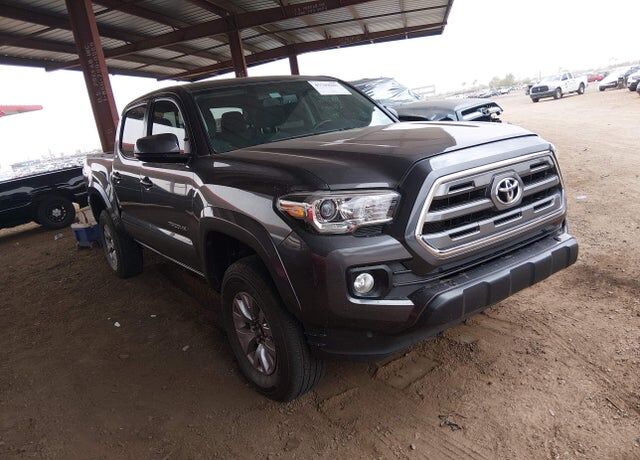 2016 TOYOTA Tacoma