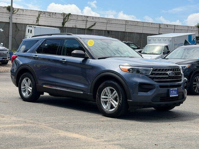 2021 FORD Explorer