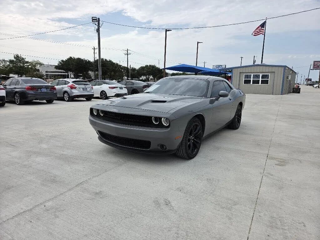 2018 DODGE Challenger