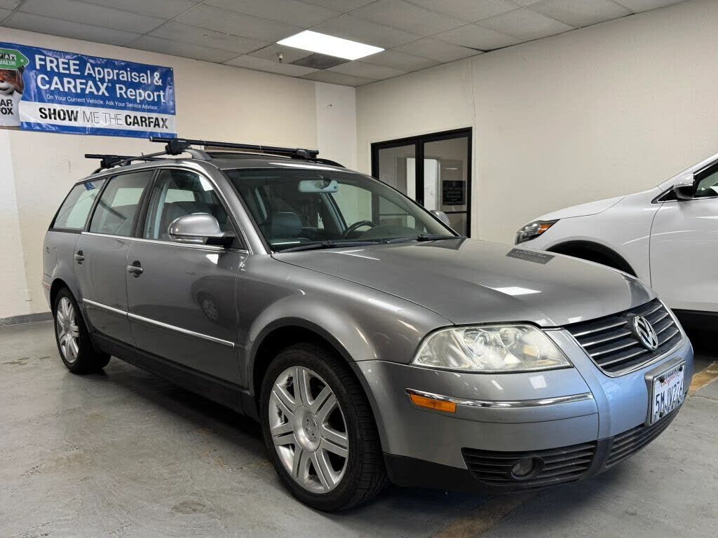2005 VOLKSWAGEN Passat