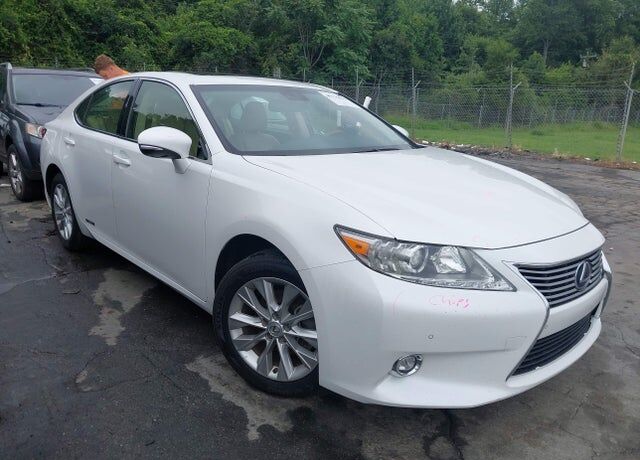 2015 LEXUS ES