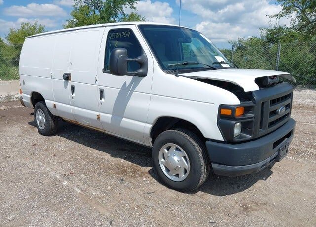 2011 FORD E-150