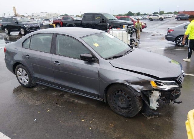 2013 VOLKSWAGEN Jetta