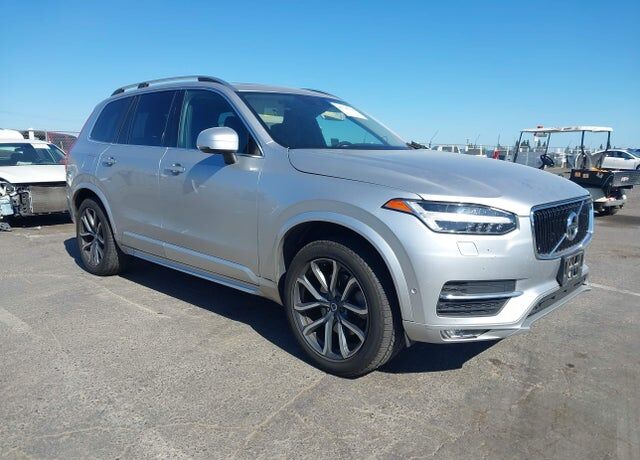 2017 VOLVO XC90