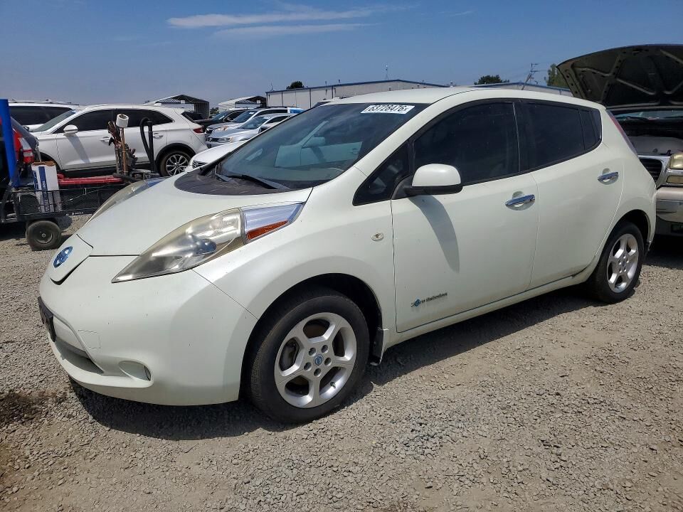 2011 NISSAN Leaf