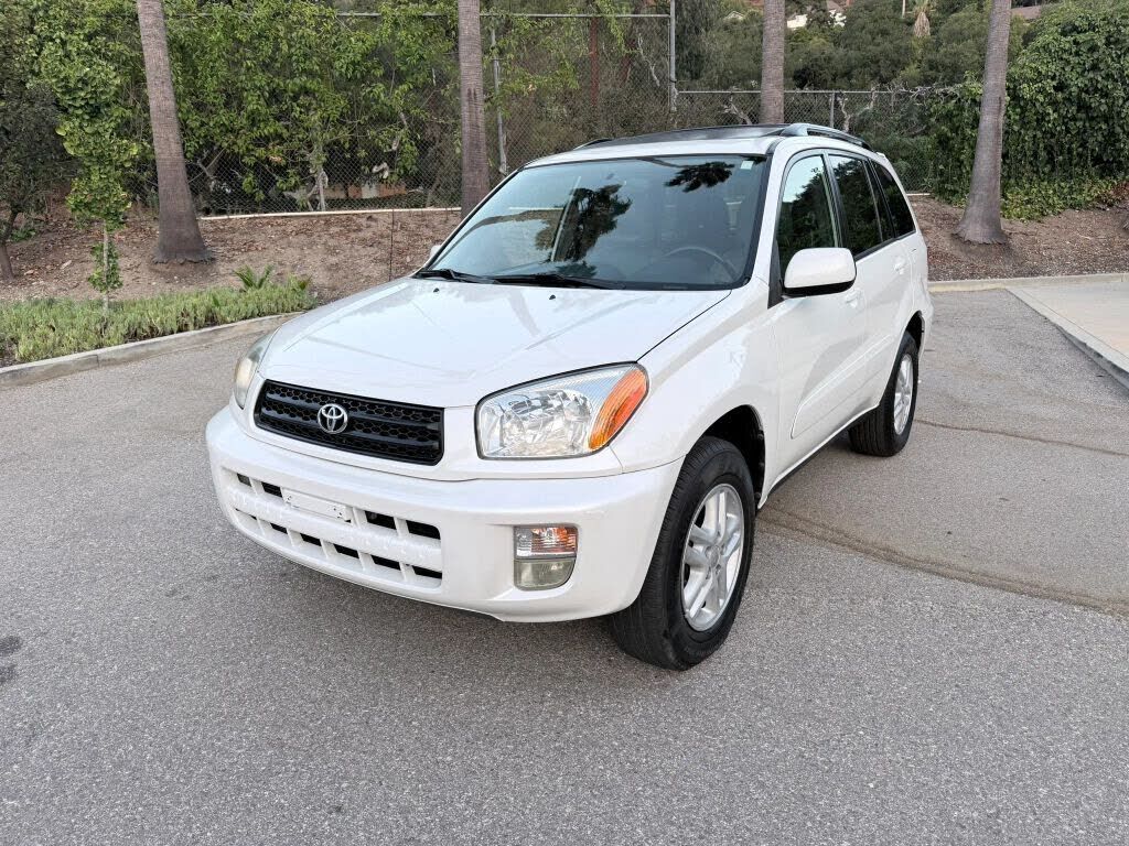 2002 TOYOTA RAV4