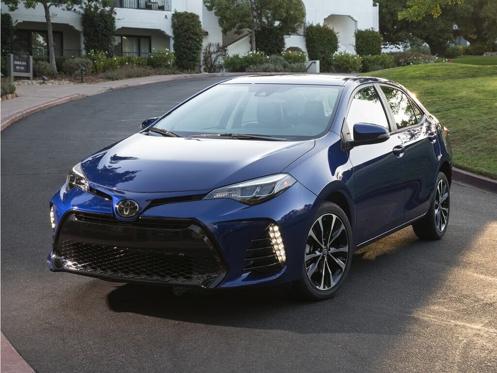 2018 TOYOTA Corolla