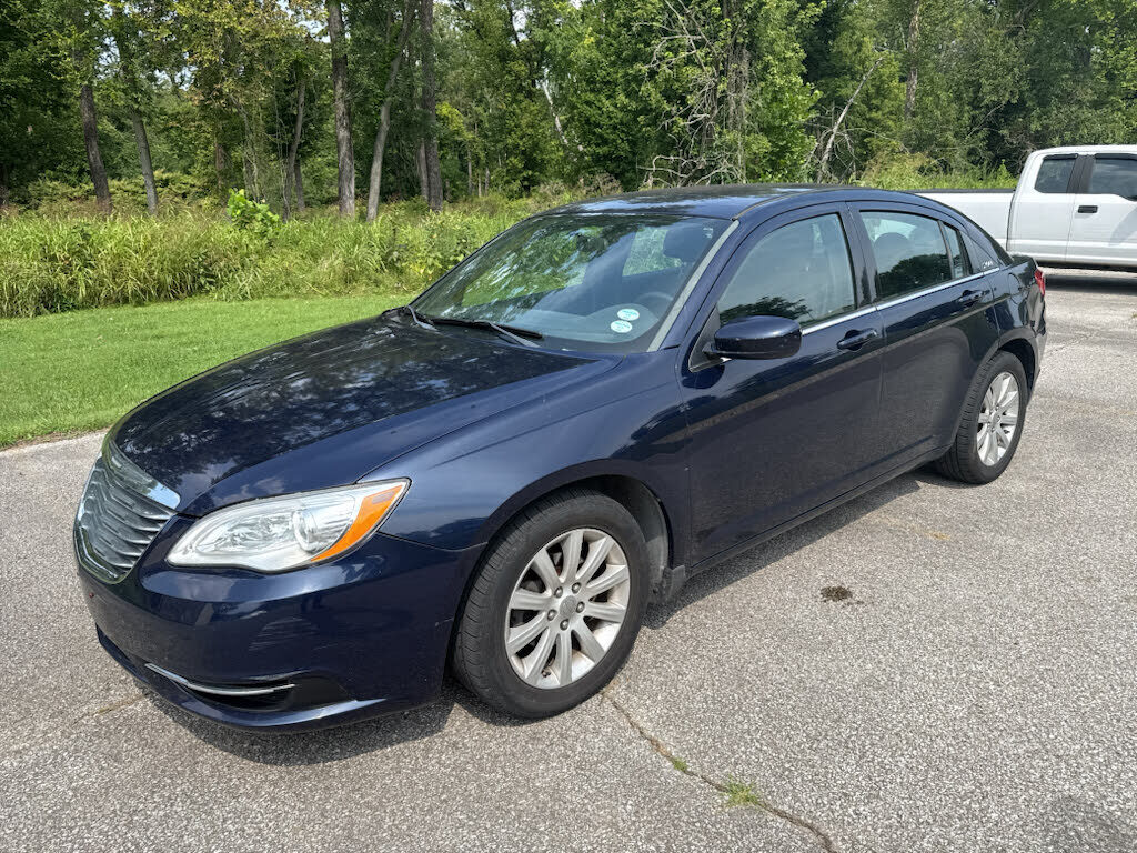 2013 CHRYSLER 200