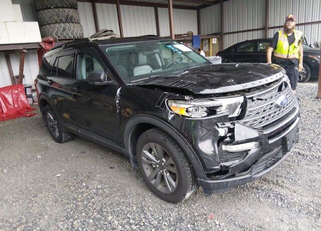 2021 FORD Explorer