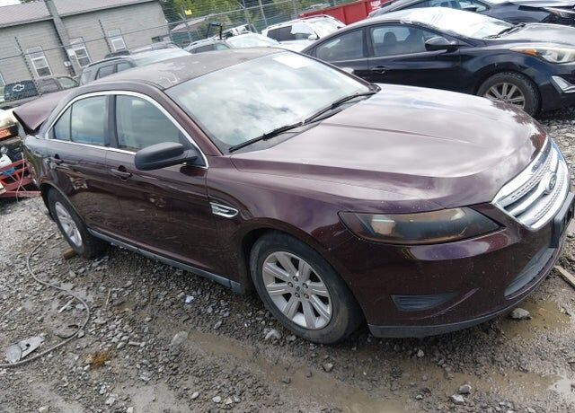 2010 FORD Taurus