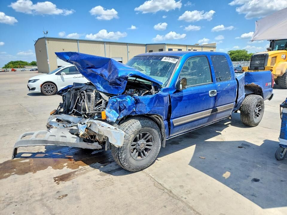2004 CHEVROLET Silverado