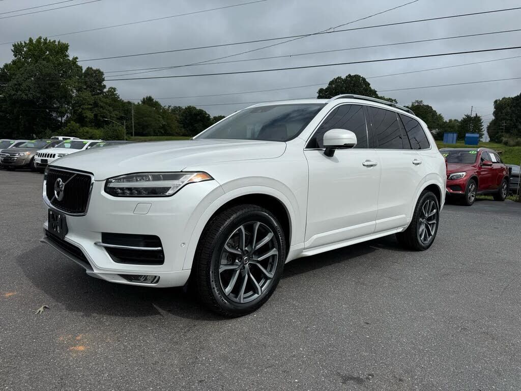 2017 VOLVO XC90