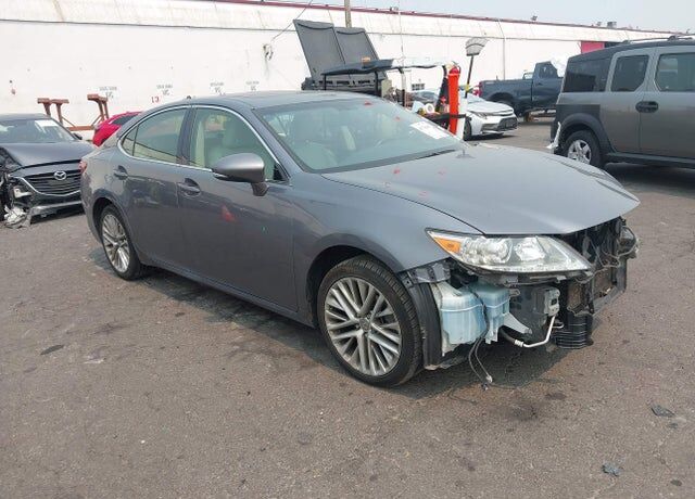 2014 LEXUS ES